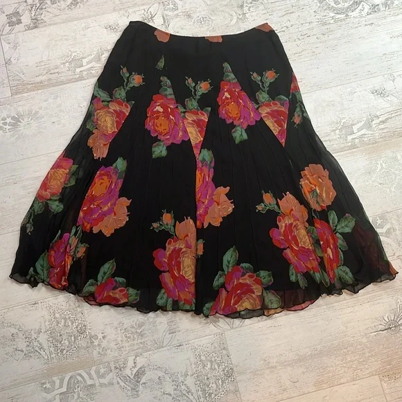 Vintage Jones New York 100% Silk Black Floral Print A Line Skirt Size 12 - Picture 8 of 11